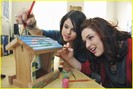 selena-gomez-jennifer-stone-bird-house-01