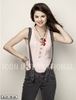 New-Seventeen-Mag-Photoshoot-Photos-3-selena-gomez-8556145-299-395[1]