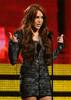 miley-cyrus_COM_52GrammysPresenting_31Jan2010_06