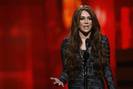 miley-cyrus-dot-com_events-52ndgrammys-presenting-31jan2010-0003