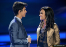 Demi-At-American-Idol-Elimantion-Show-demi-lovato-11081319-399-283