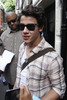 Nick+Jonas+greets+fans+outside+London+Queen+Qmm-O45FOcXl