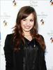 demi%20lovato-3574779-web_400_400_16384