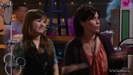 1x01-Sketchy-Beginings-demi-lovato-12499024-624-352