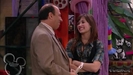 1x01-Sketchy-Beginings-demi-lovato-12501084-624-352