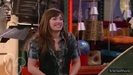 1x01-Sketchy-Beginings-demi-lovato-12502155-624-352