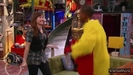 1x01-Sketchy-Beginings-demi-lovato-12502169-624-352