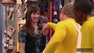 1x01-Sketchy-Beginings-demi-lovato-12503397-624-352