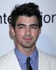 Joe_Jonas_arrives_2004