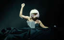 LadyGagaPerformsWilternRvzNaNQnTcdl