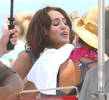 miley-cyrus_COM-thelastsong-filming2009jun22-0029