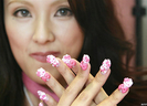 hello_kitty_nails