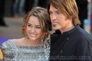 miley_and_father