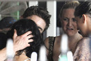 rare+PDA+Zac+Efron+plants+kiss+girlfriend+It8q8ipr1e3l