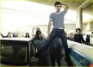 zac-efron-gq-outtakes-03