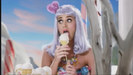 Katy-Perry-California-Gurls-feat.-Snoop-Dogg