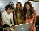 beyonce_knowles_and_solange_knowles4_4469c2191e81e