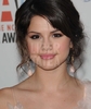 thumb_581_x_694_0-188670-selena