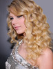 4 poze cu Taylor Swift