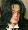 2 poze cu Michael Jackson