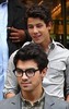 jonas-stylish-233-504x800