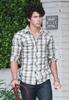 Nick_Jonas_1239994254_3