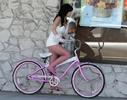 Katy_Perry_1259786086_3