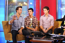 Nick+Jonas+Jonas+Brothers+Visit+FOX+Friends+D4xoWlMNAjsl
