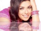 priyanka-chopra-wallpaper[1]