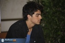 Press-Conference-Panama-joe-jonas-8850185-500-333