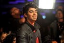 The-GRAMMY-Nominations-Concert-Live-joe-jonas-9278280-500-333