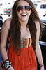 miley-cyrus_COM-burbank2009aug23-224