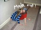 Miley_Cyrus_lesbian_2