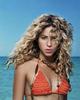 Shakira-at_beach_photo_016