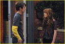 bella-thorne-wizards-place-05
