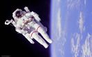 astronaut-side