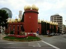 Salvador Dali - Teatru-Muzeu din Figueres - piata