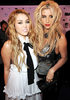 gal_mtv-music-awards_red-carpet_miley-cyrus_kesha