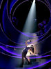 gal_mtv-music-awards_stage_miley-cyrus_1