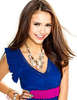 nina-dobrev-seventeen-02