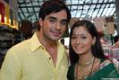 Angad-Hasija-and-Sara-Khan