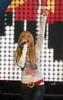 miley-cyrus_com-hannahmontanalive-london2007-e014
