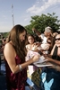 Miley signing atougrap.