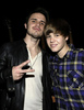 Justin-Bieber-with-Kris-Allen-RARE-justin-bieber-11727451-386-500