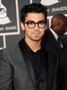 112917_joe-jonas-arrives-at-the-52nd-annual-grammy-awards-held-at-staples-center-on-january-31-2010-