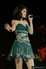Selena in concert (4)