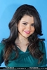 Selena (143)