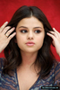 Selena (11)