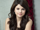 Selena (100)