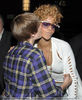 JB-kissing-Rihanna-justin-bieber-10180471-491-600